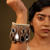 Zewar gold cuff
