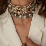BOHEMIAN SEA SHELLS CHOKER (BEIGE)
