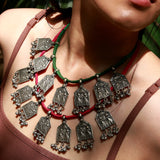 Nomada necklace green