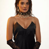 Sophia Drop Shaped Necklace (Black)