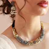 Zuni hasli and necklace
