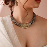 Meera hasli and earrings set
