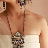 Razi Necklace (blue)
