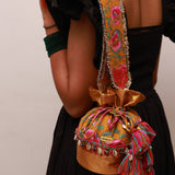 Gujiya potli bag